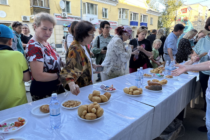 На проспекте Шакарима открыли обновленный сквер